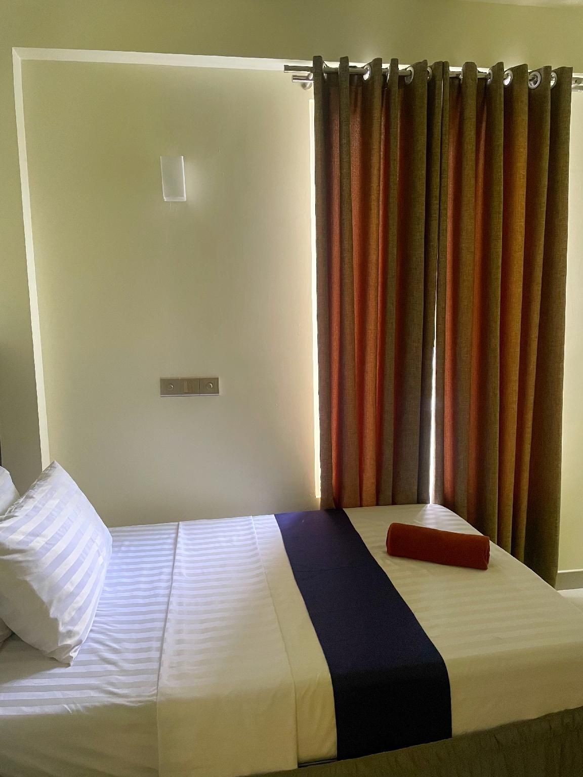 Oren Hotel Maldives Single Room