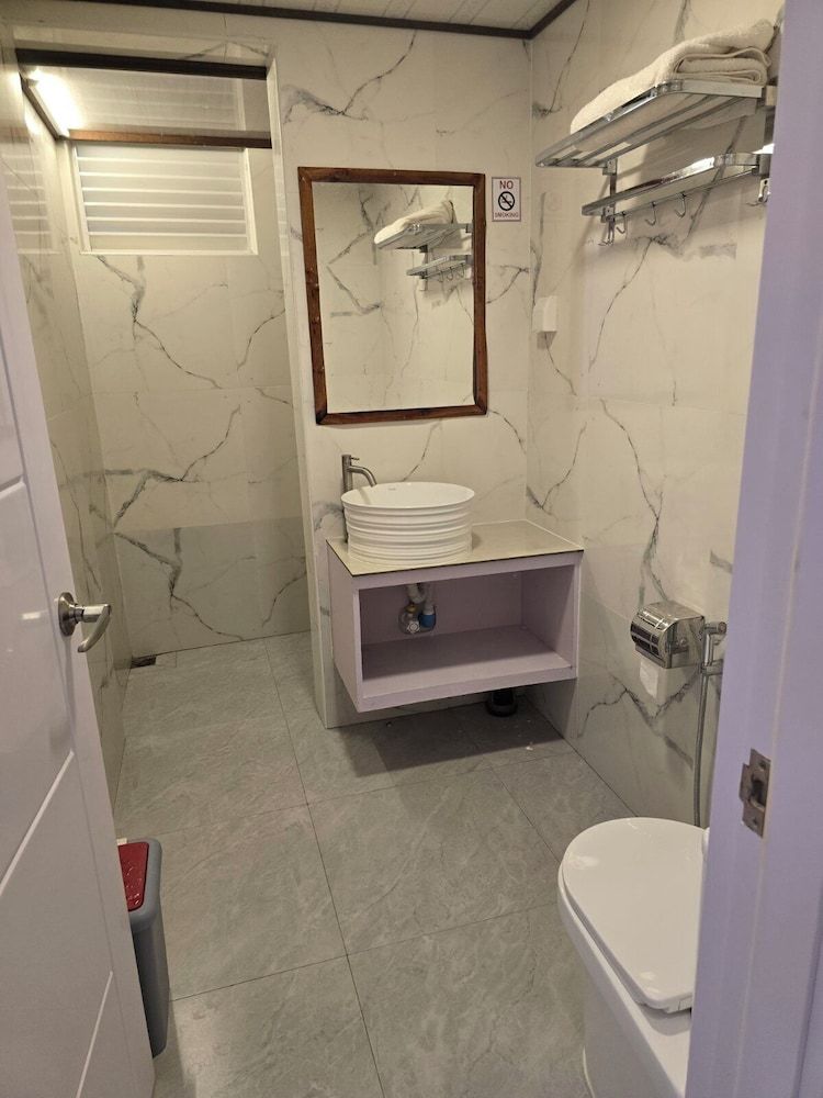 Sun & Surf Family Double or Twin Room, Garden View 4