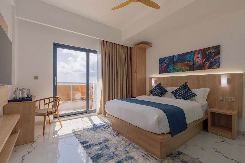 Deluxe Seaview Room with Balcony