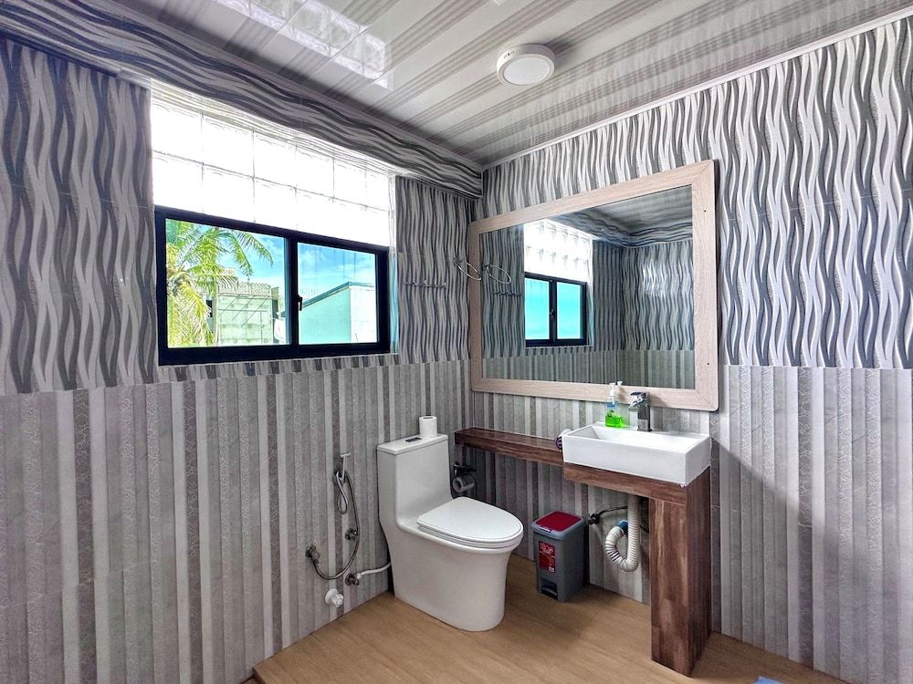 Galaxy Sunrise Guesthouse Deluxe Double Room 7