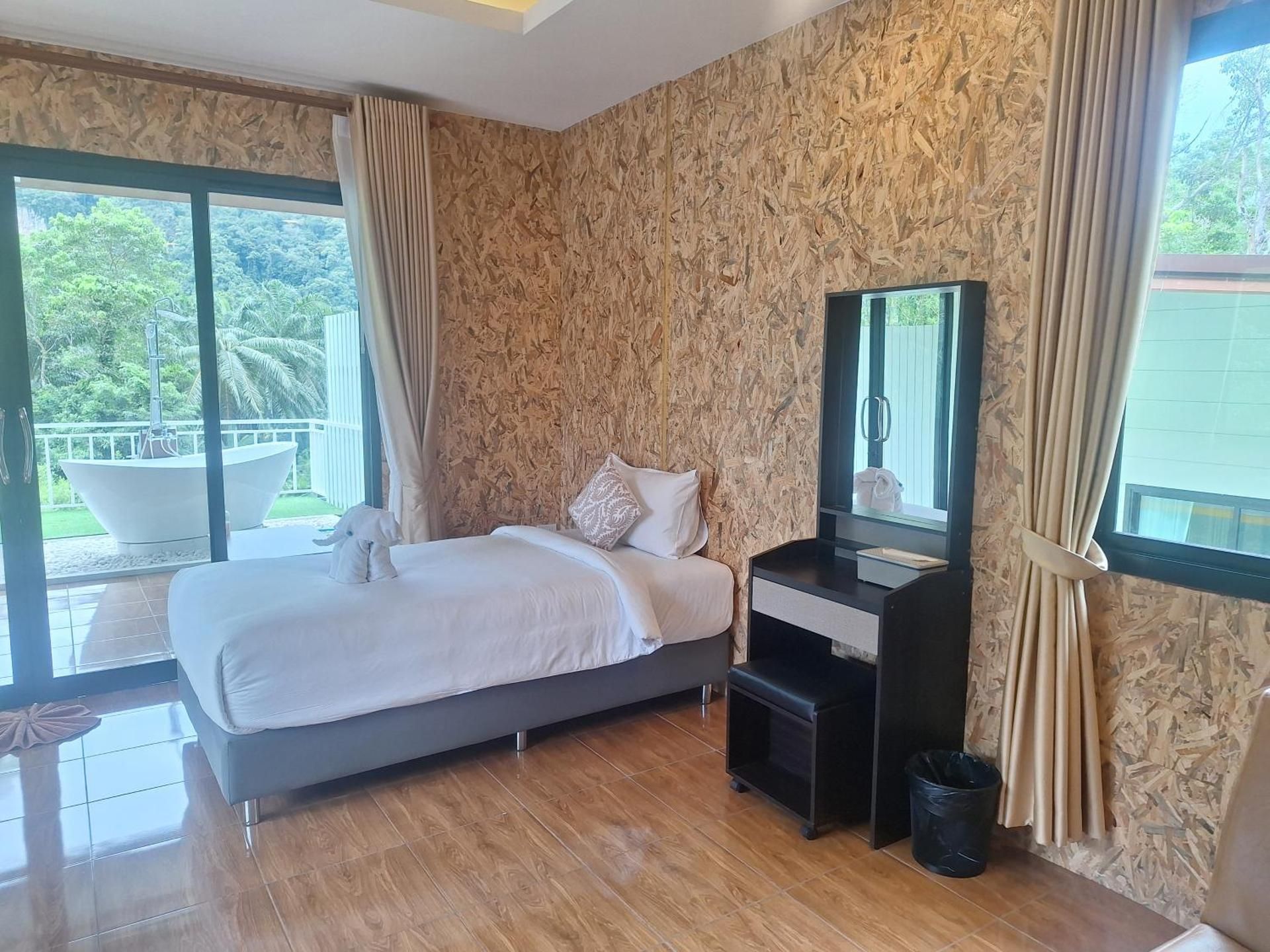 Triple Room with Mountain View