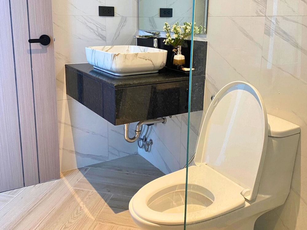 Sand Dance Hotel Standard Twin Pool Access Room 4