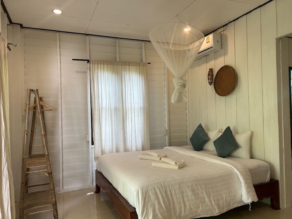 The River Retreat Koh Mak Superior Triple Room 7