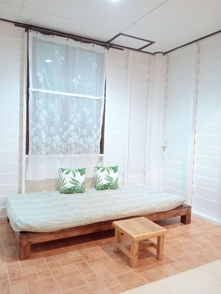 The River Retreat Koh Mak Superior Triple Room 8