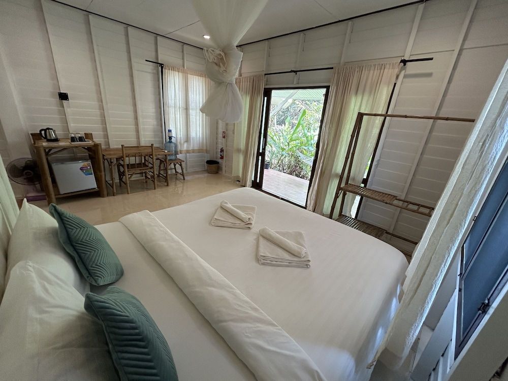 The River Retreat Koh Mak Superior Triple Room 5