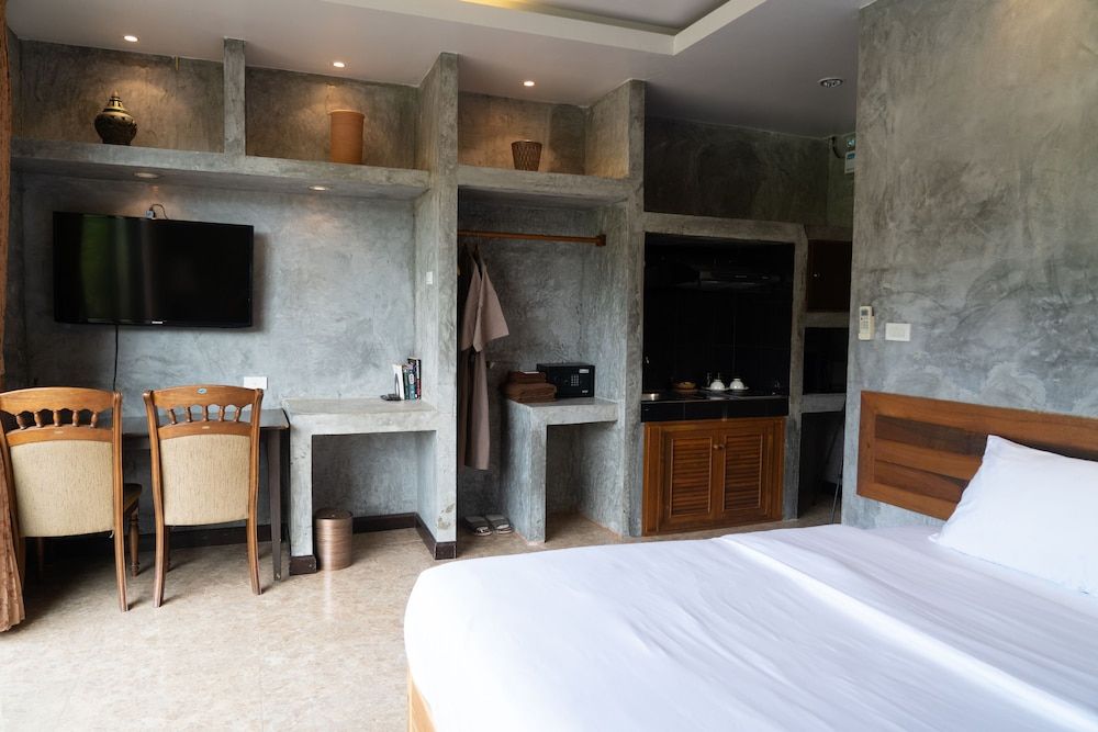 Anodard Phuket Deluxe Villa, 1 King Bed, Non Smoking, Mountain View 10