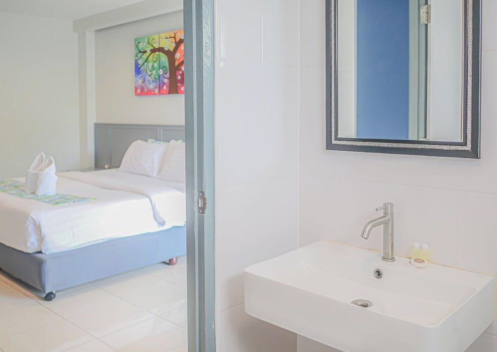 Xanadu Hotel Standard Double Room 2