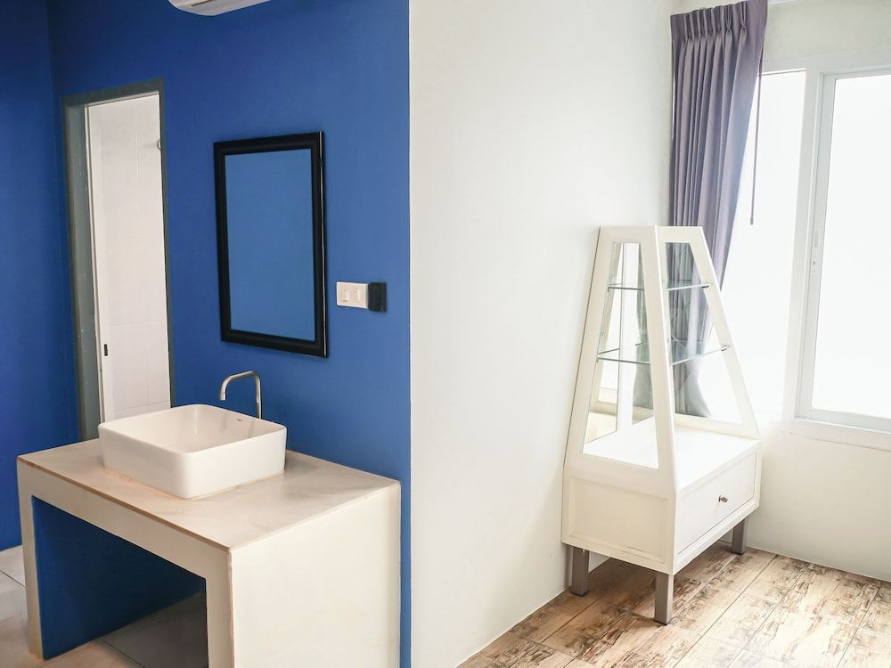 Xanadu Hotel Deluxe without Balcony 17