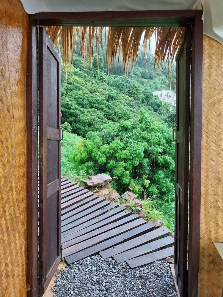 MonLomNao Homestay Family 2