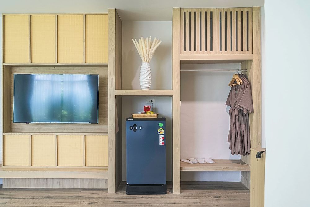 Villa De Leaf River Kaeng Krachan Premier Quadruple Room 14