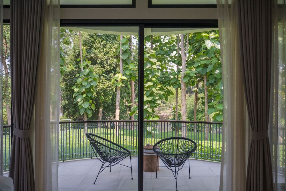 Villa De Leaf River Kaeng Krachan Premier Quadruple Room 5