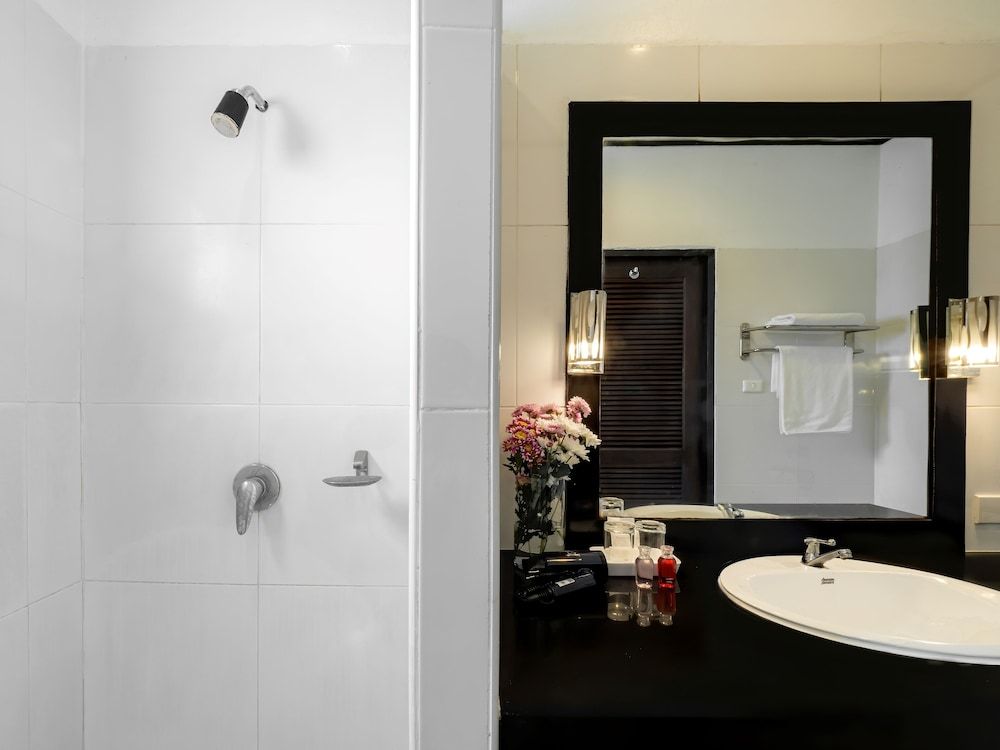 Isara Nai Yang Resort Premium Bungalow, 1 Bedroom, Non Smoking, Refrigerator 14