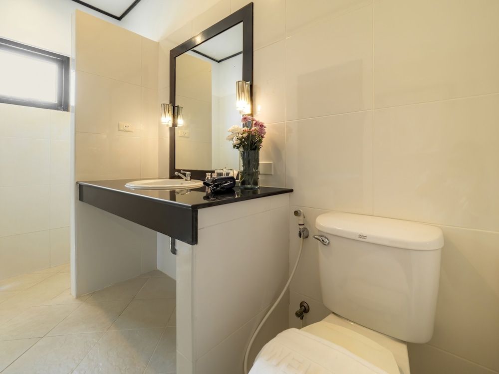 Isara Nai Yang Resort Premium Bungalow, 1 Bedroom, Non Smoking, Refrigerator 13