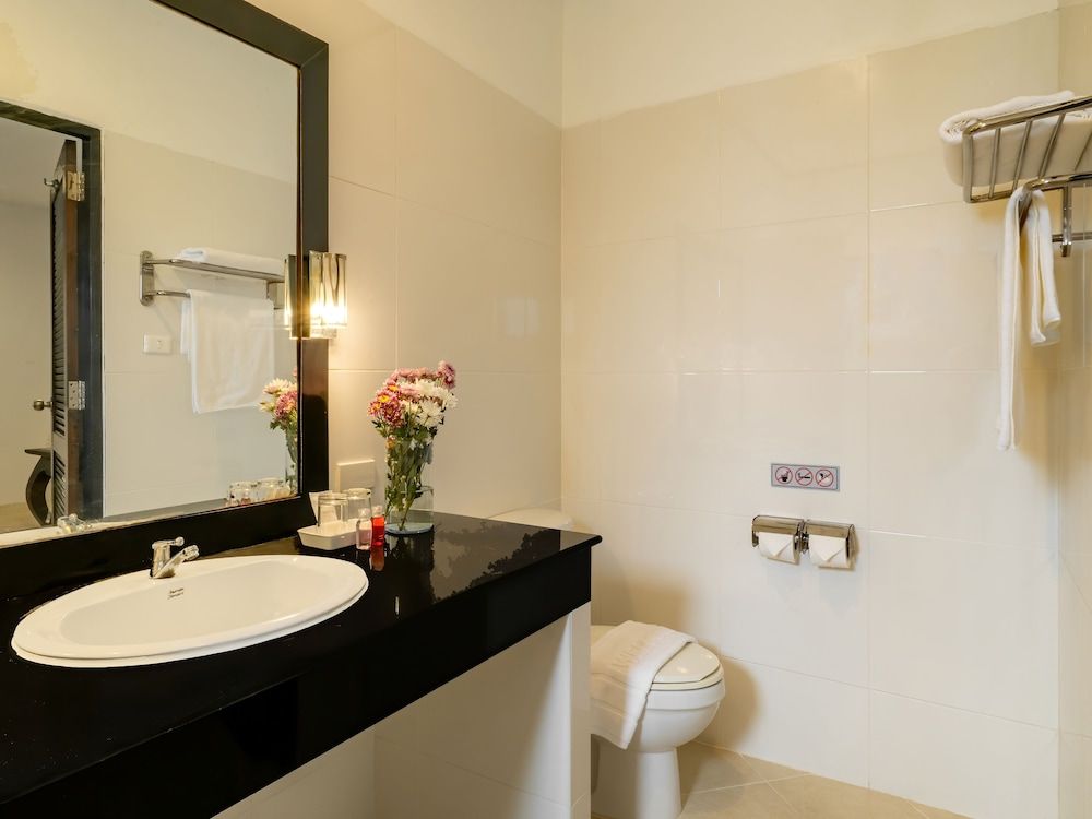 Isara Nai Yang Resort Premium Bungalow, 1 Bedroom, Non Smoking, Refrigerator 11