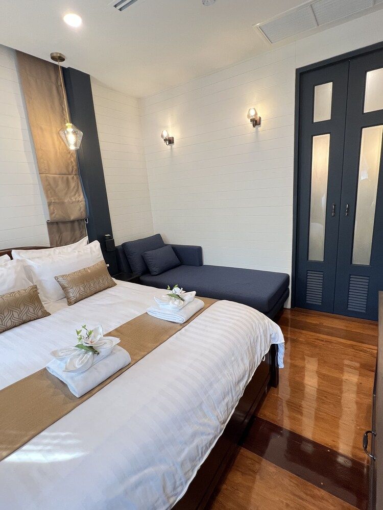 Wynn Villa Deluxe Suite 2