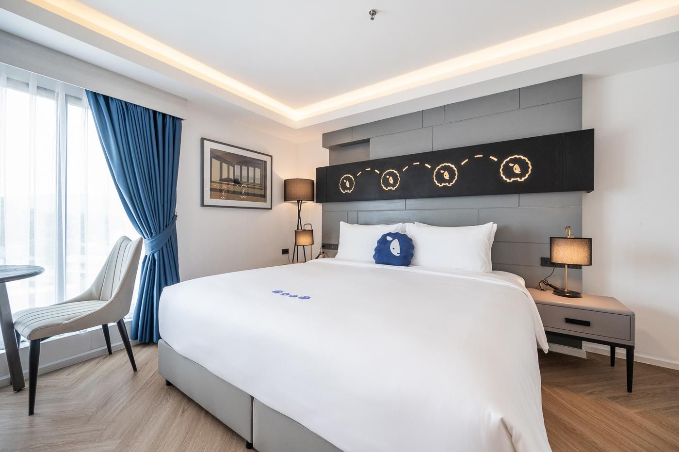 King Room