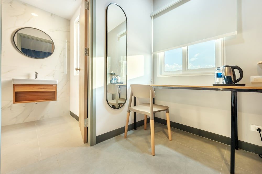 PLAAI Plus Hotel Bowin Twin Room 10