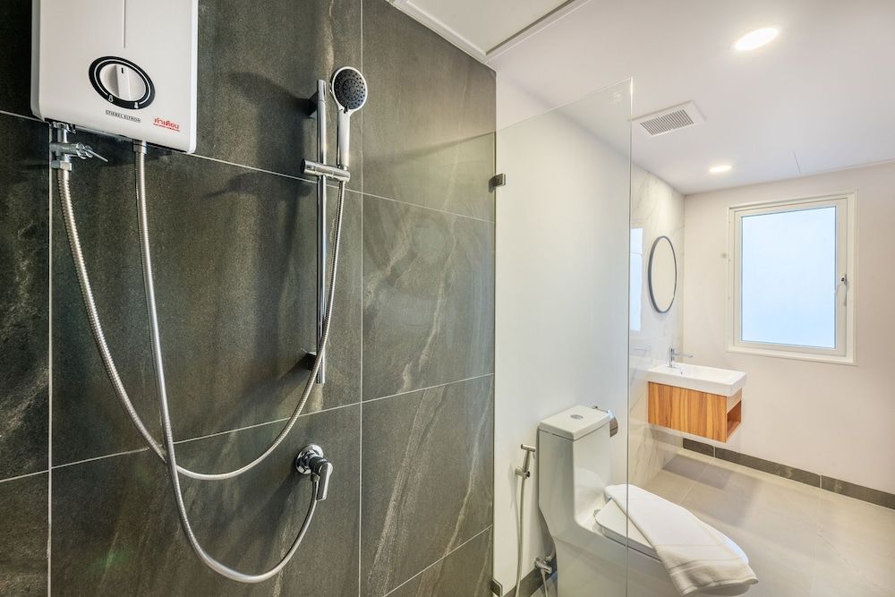 PLAAI Plus Hotel Bowin Twin Room 7