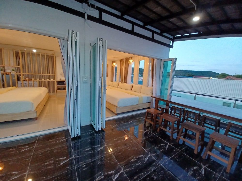 Habor House by Koh Larn Riviera House 6