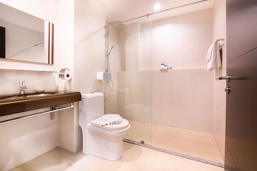 Hilltop Wellness Resort Superior Room, Hill View 9