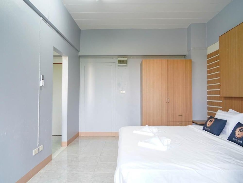 RoomQuest SPS Hotel and Residence Suite, 1 Double Bed 9