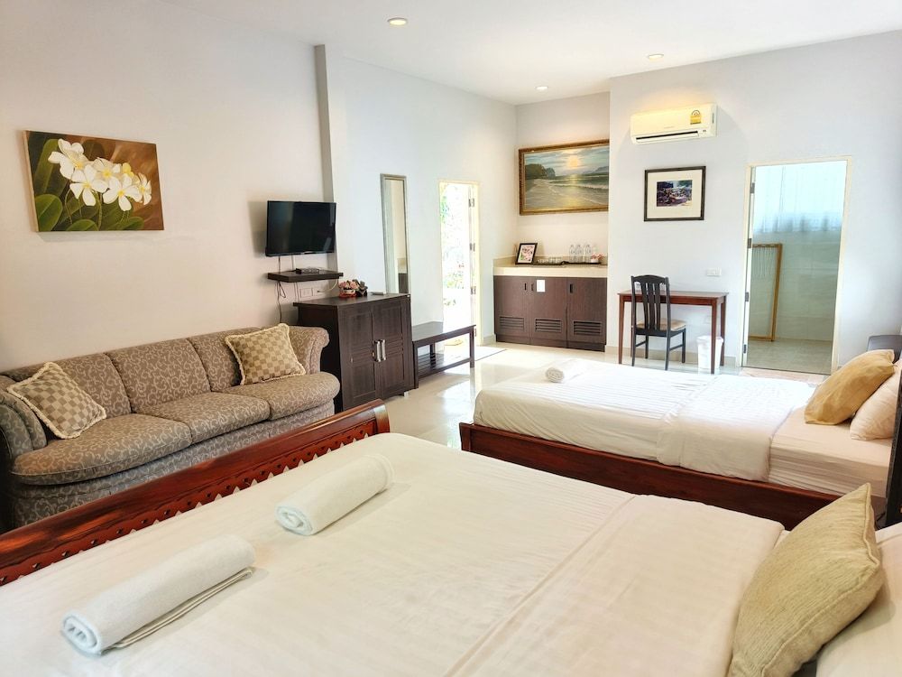 Kong Garden Resort Triple Room 4