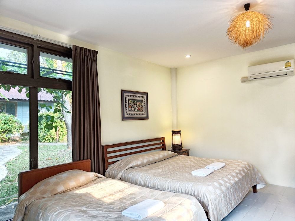 Kong Garden Resort Triple Room 2