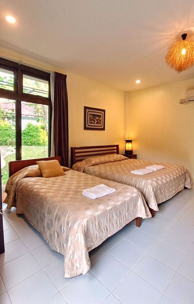 Kong Garden Resort Triple Room 7