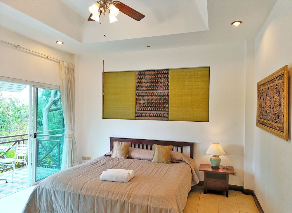 Kong Garden Resort Deluxe Double or Twin Room 5
