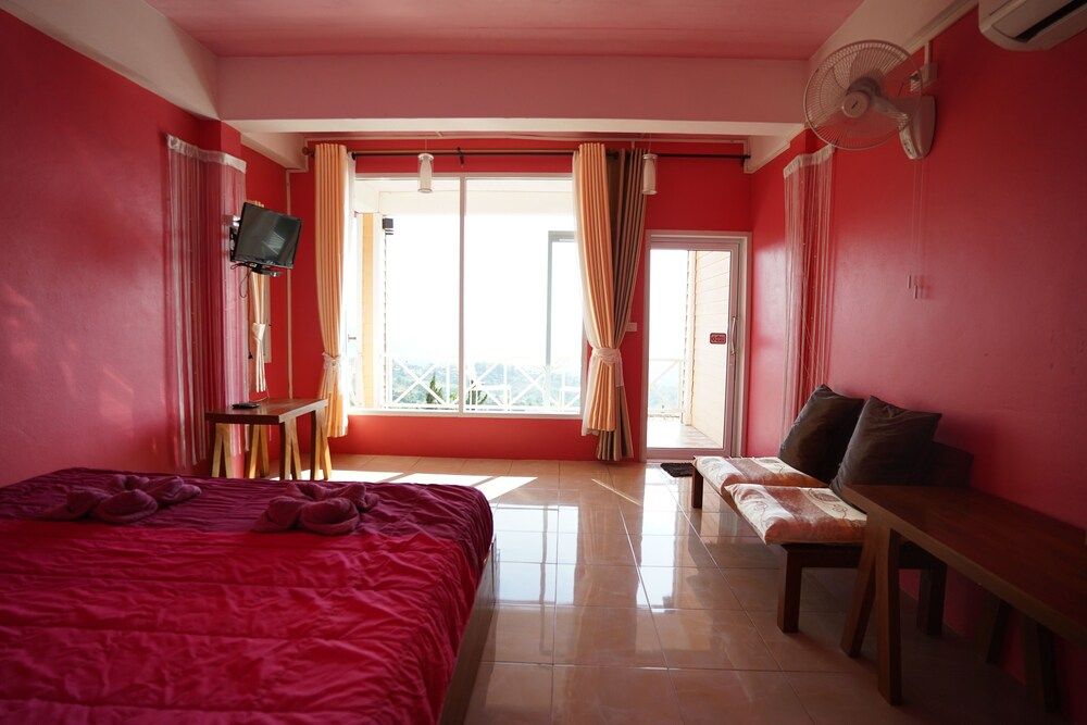 Ban Rai Rabeangmok Standard Room, Hill View 2