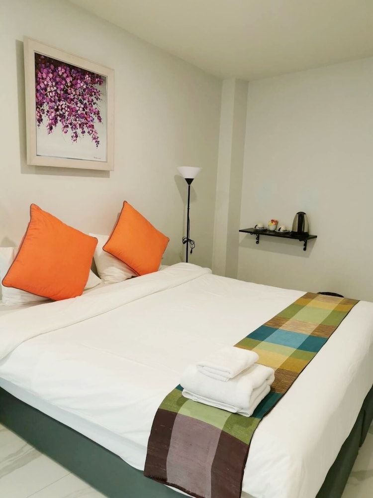 Sasimanta Hotel King with Balcony 2