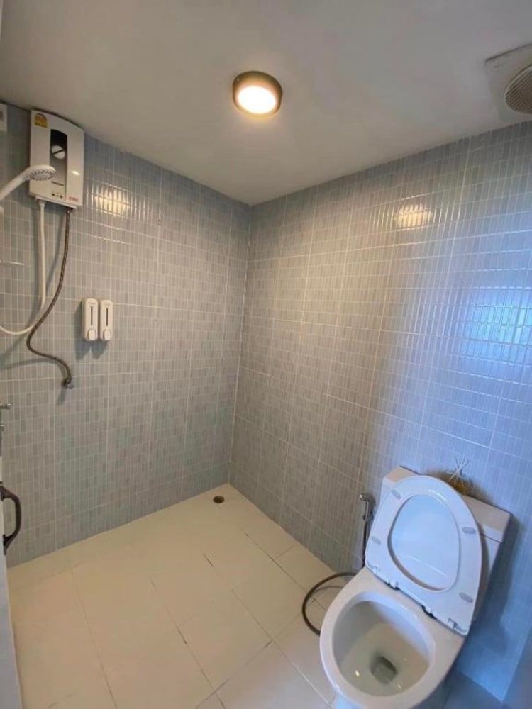 Parinya Hill Homestay & Cafe Koh Larn Family Quadruple Room, Sea View 4