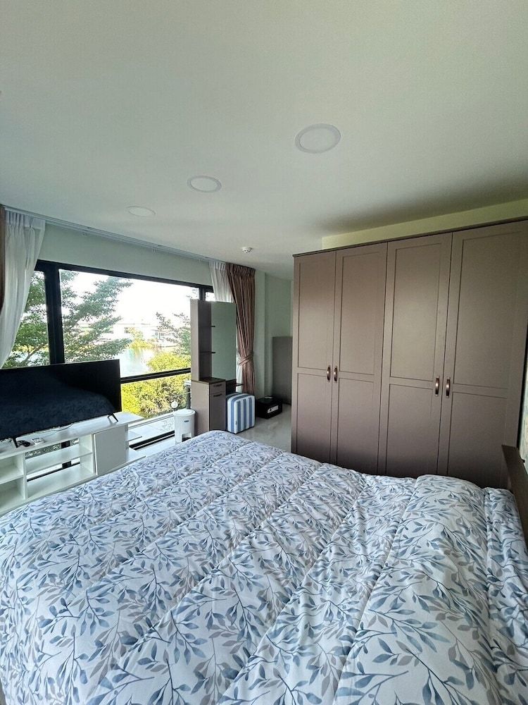 arunsakhon luxury condo