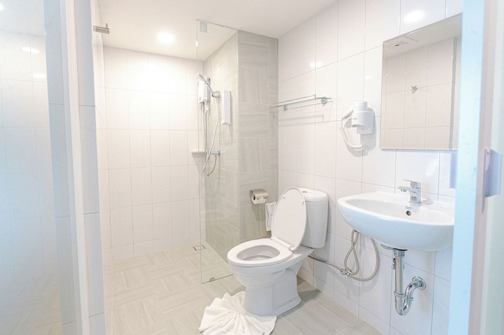 One Budget Hotel Tak Maesot Standard Twin Room 4