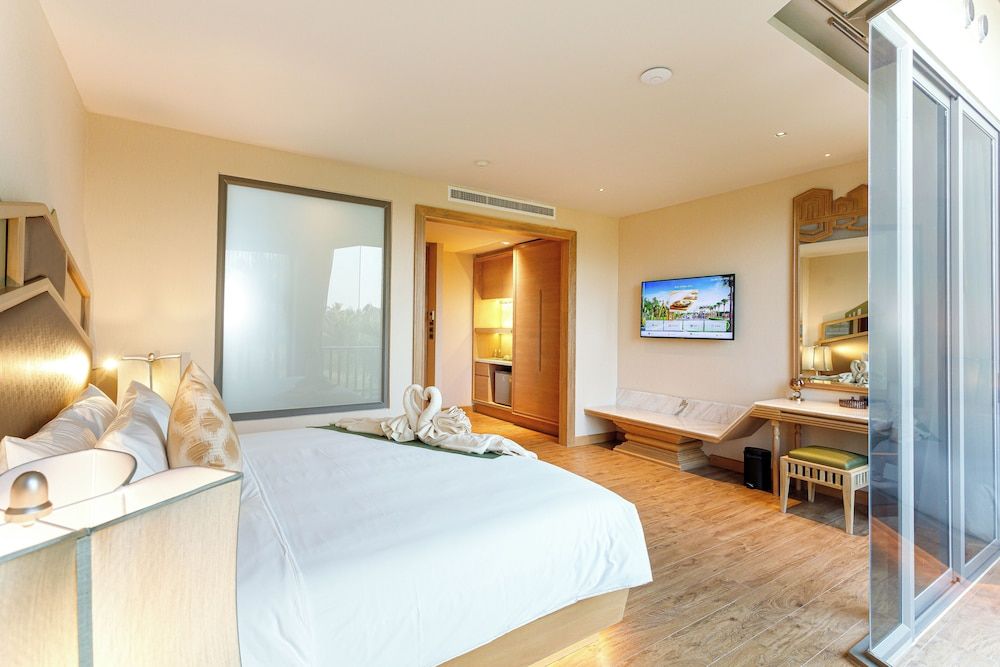 Canal Deluxe (King Bed)