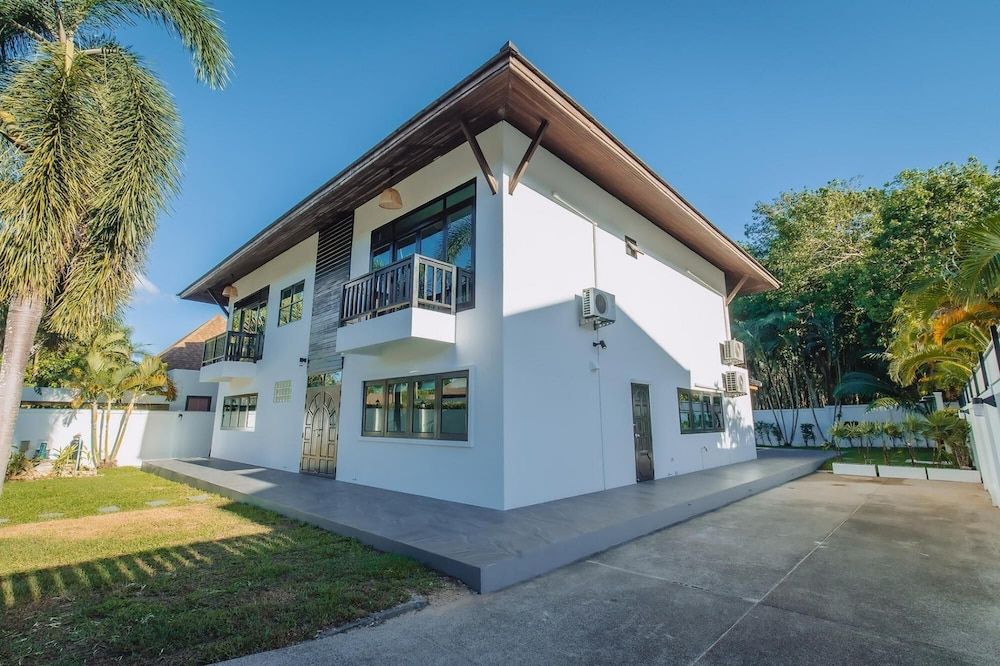 Eden Pool Villa in Rawai