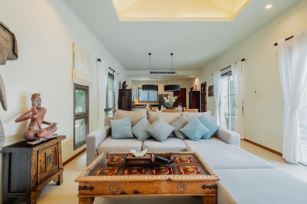 Villa, Smoking