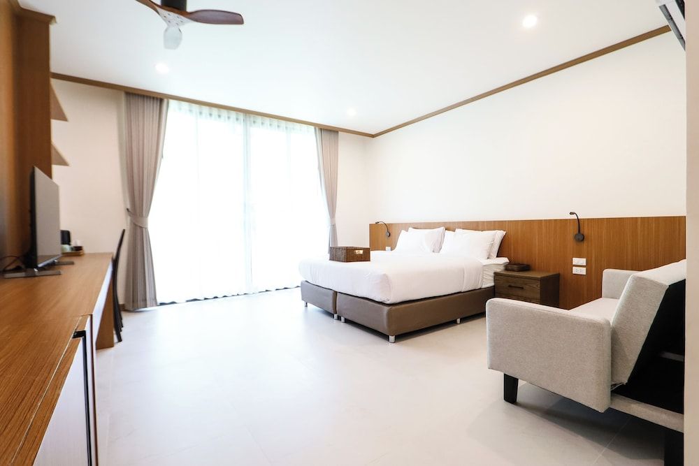 Tiger House River Kwai Deluxe Double Room 4