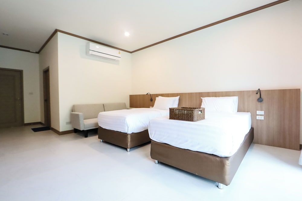 Tiger House River Kwai Deluxe Twin Room 2