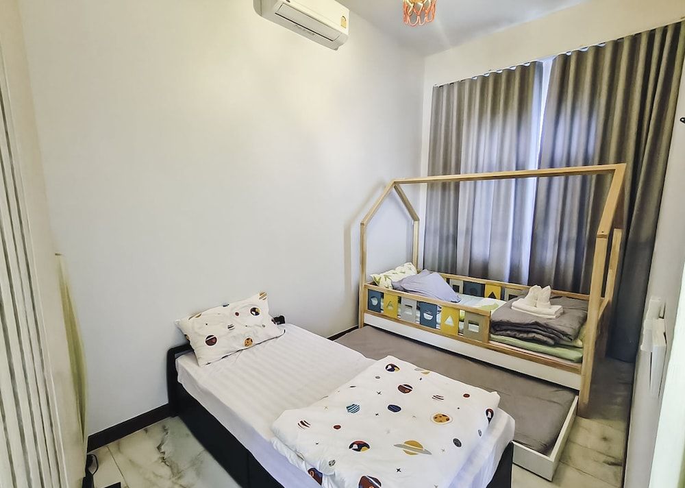 189Premier Villa Lamphun Family Villa, Pool View 4