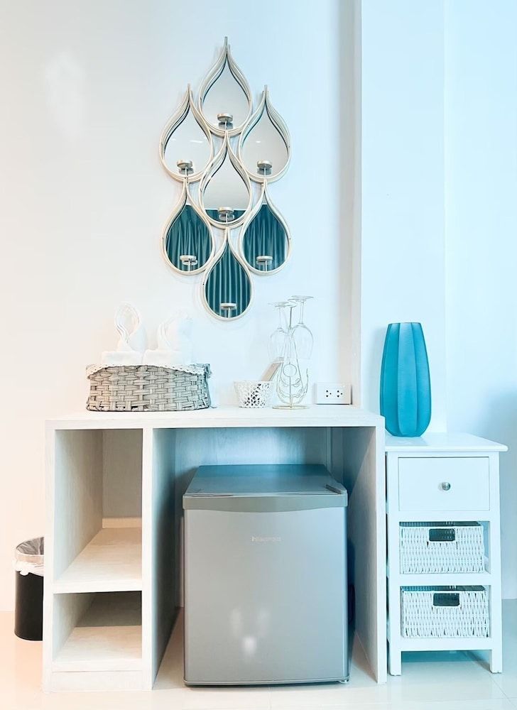 Baan Sailboat Beach Kohlarn Deluxe Suite, Bathtub 7