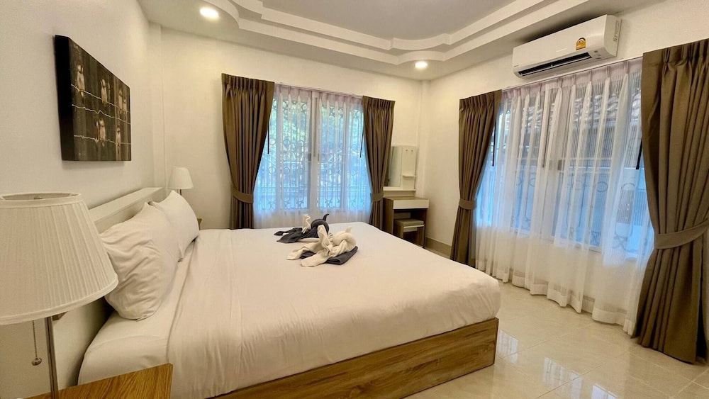 House, 2 Bedrooms, Accessible, Garden View