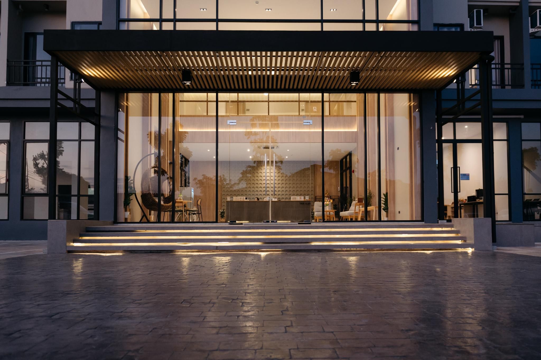 The Way hotel Ban Pong