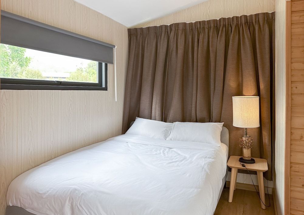 Na Muen See Deluxe Double Room 2