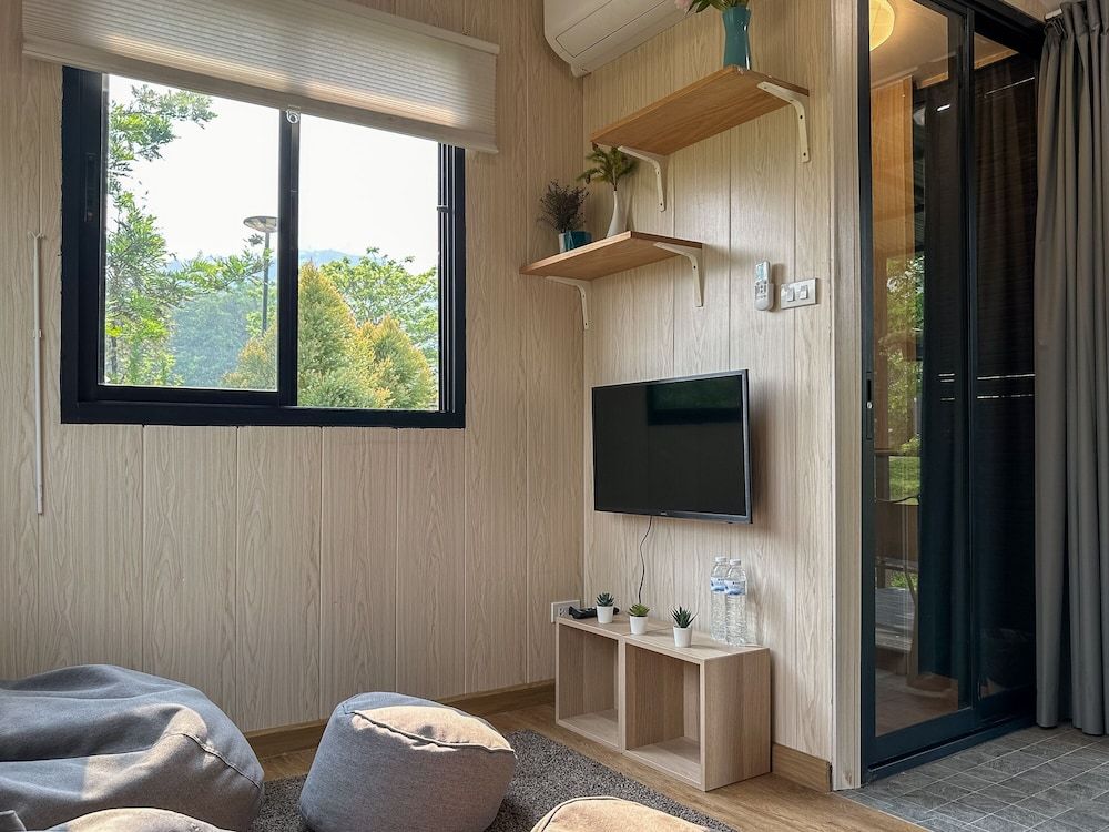 Na Muen See Deluxe Double Room 9