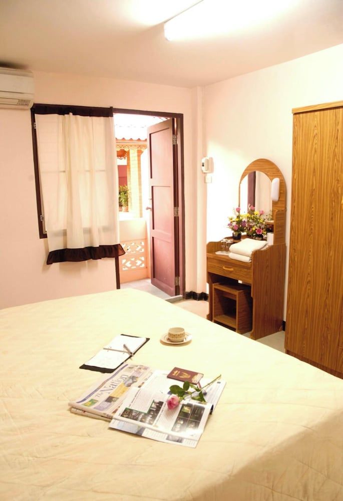 Sawasdee Place Hotel Mae Hong Son Classic Double Room, Hill View 2