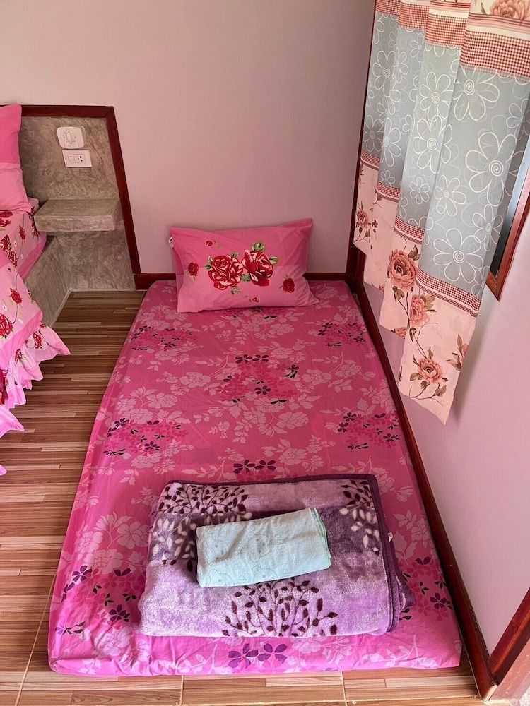 Bansuanmok Khaokho Standard House, 2 Bedrooms, Private Bathroom, Hill View 3