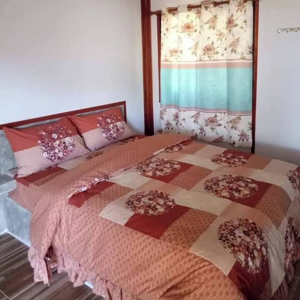 Bansuanmok Khaokho Standard House, 2 Bedrooms, Private Bathroom, Hill View