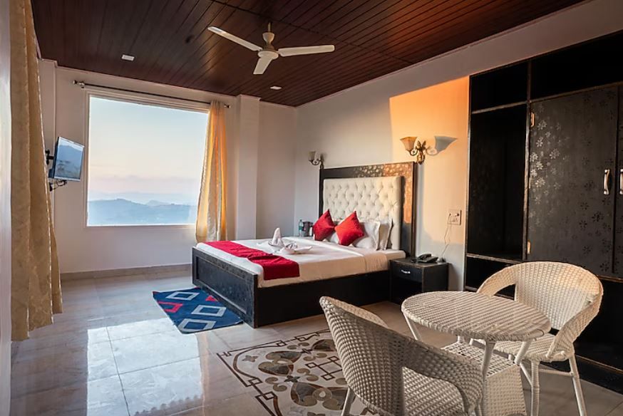 Super Deluxe Room With Balcony