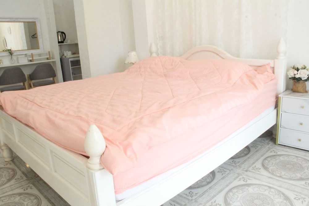 Bananaleaf Wedding Cafe & Resort Comfort Studio, 1 Bedroom, Non Smoking, Garden View 2